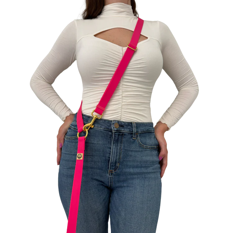 Molly & Co. Fuchsia - Splashproof Handsfree Dog Leash