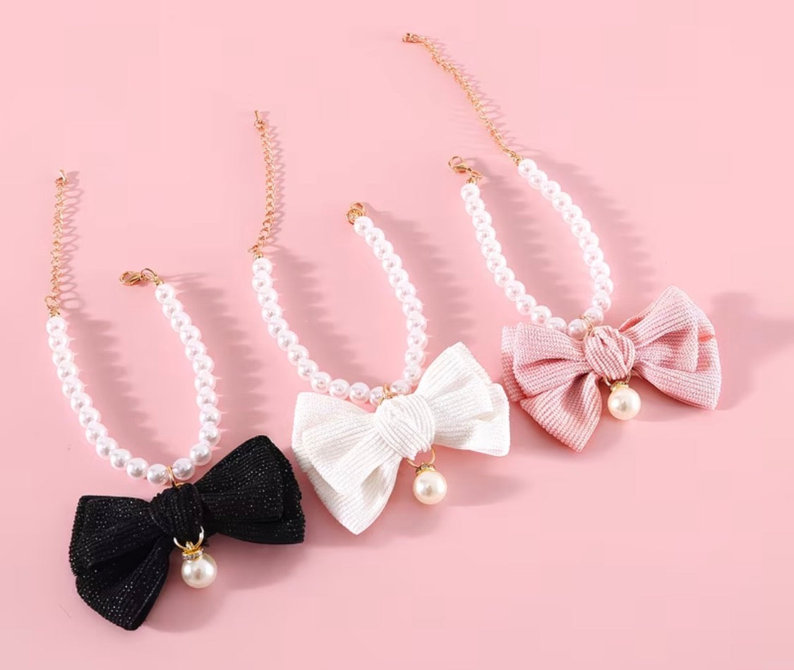 Pearl Bow Pet Collar – Collar de Perlas con Lazo