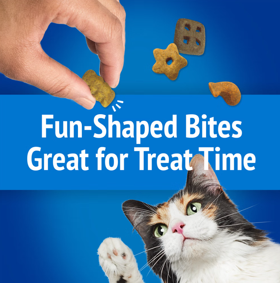 Friskies Party Mix Beachside Crunch With Ocean Whitefish & Flavors of Shrimp, Crab & Tuna Cat Treats